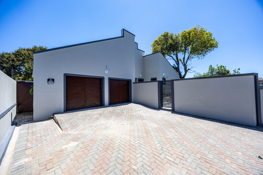 4 Bedroom Property for Sale in Blue Bend Eastern Cape